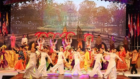 En l’honneur du 5è Festival des patrimoines de Quang Nam 2013 - ảnh 1